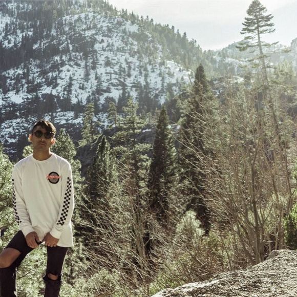 Meet your Posher, Taylor-james - Picture 1 of 1